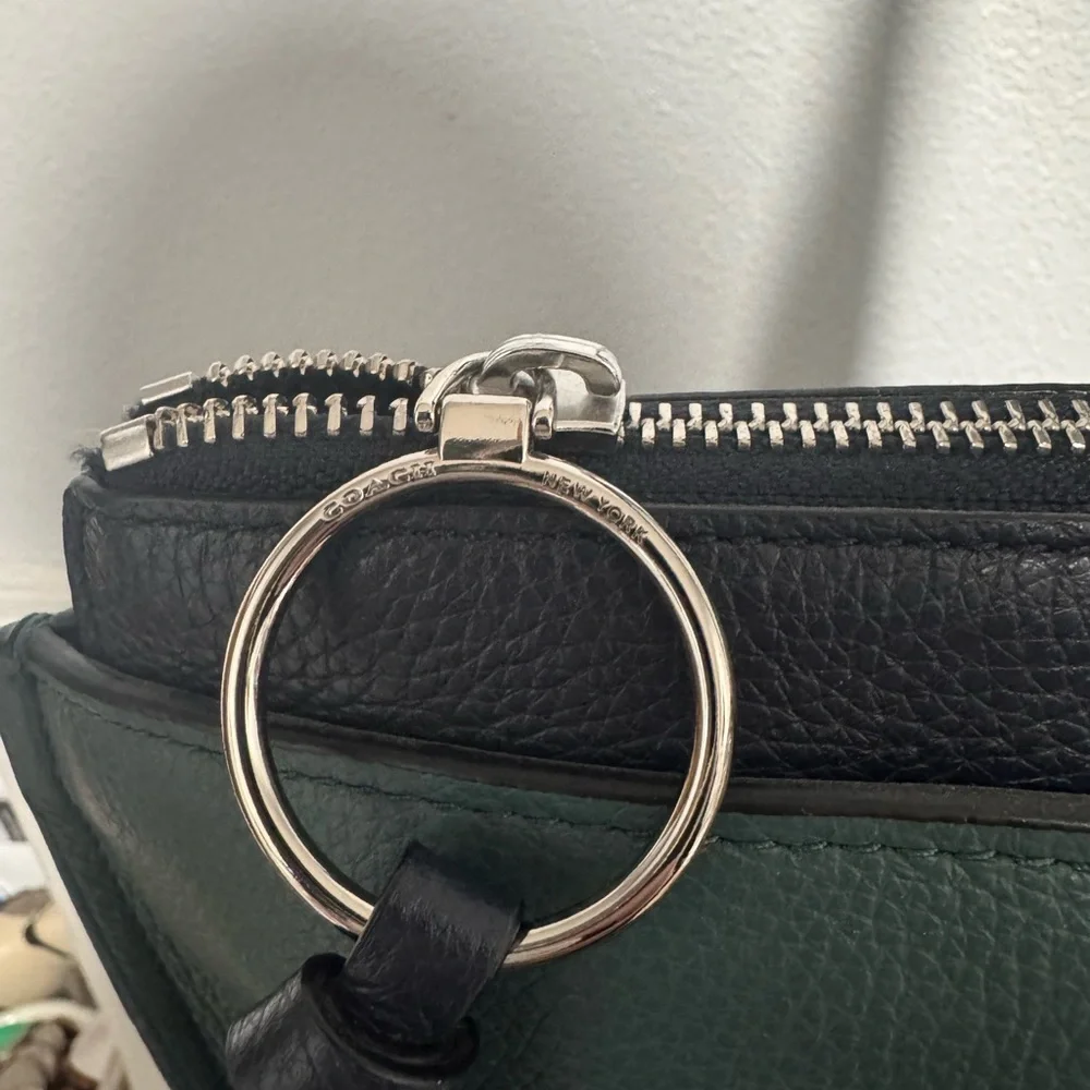Coach Green Leather shoulder Tote Bag May